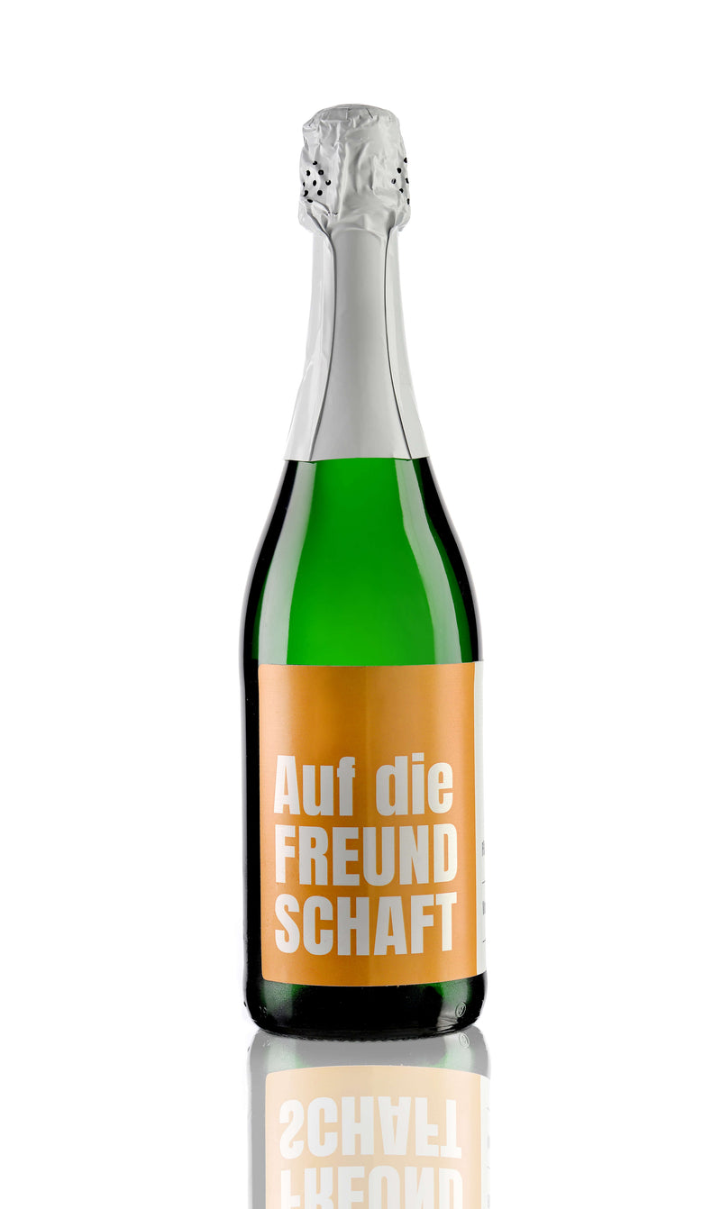 Flaschenpost-Sekt_Auf-die-Freundschaft – SCHNEIDERS – Die Weinmanufaktur